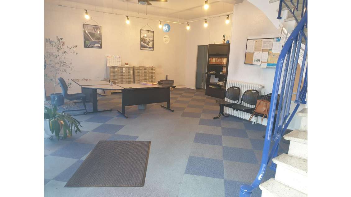 Vente local plein centre de Condé-en-Normandie