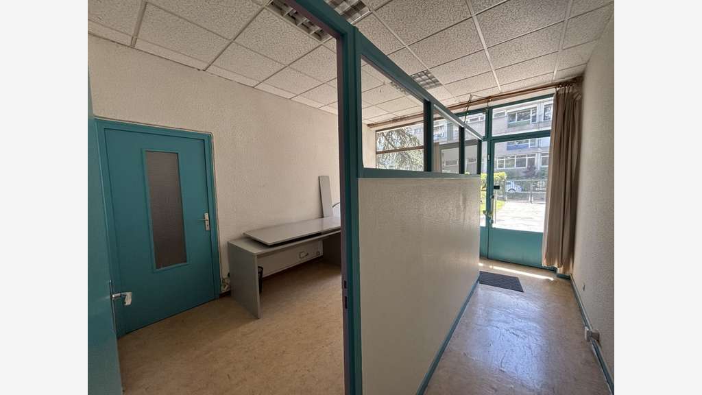 Vente superbe local professionnel 113m² à Grenoble