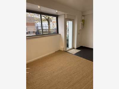 Vente local bureau 20m² refait à neuf La Rochelle