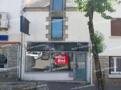 À vendre local commercial bureaux 64m² à Locmine