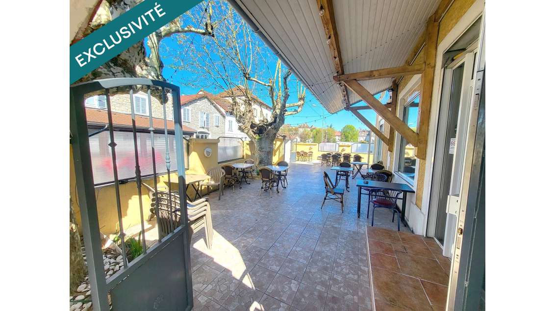 Murs restaurant terrasse au coeur de Morestel