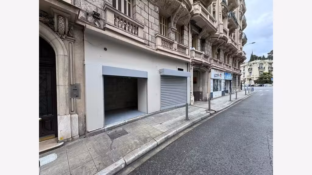A vendre murs libres à Nice centre
