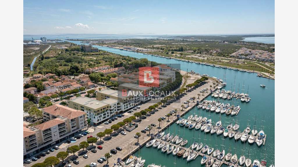 Local commercial neuf à Port-Saint-Louis-du-Rhône