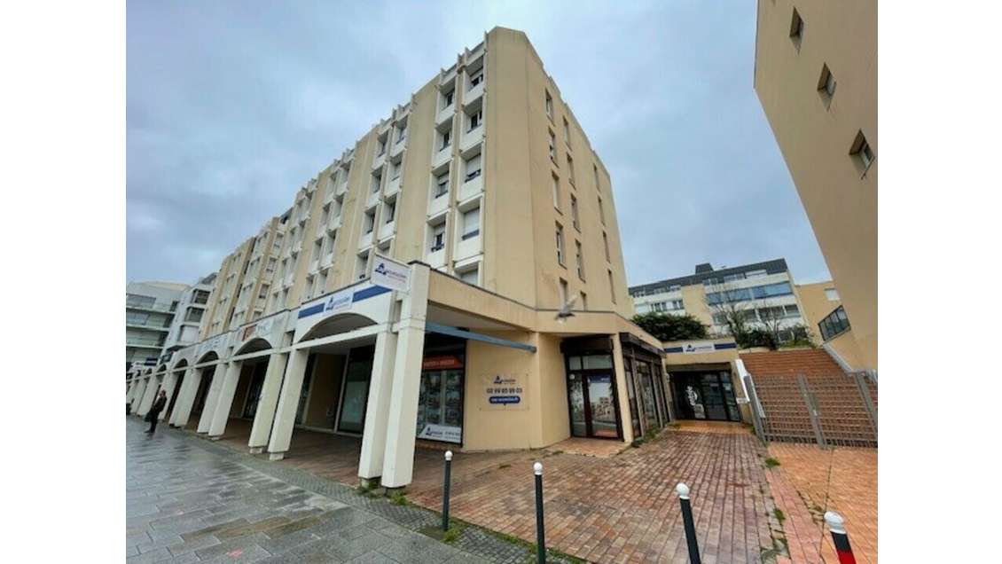Murs commerciaux à vendre empl stratégique Rennes
