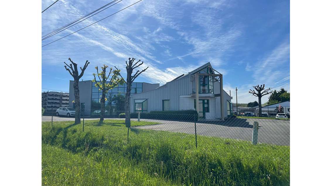 A vendre immeuble de bureaux agglo Laval (53)