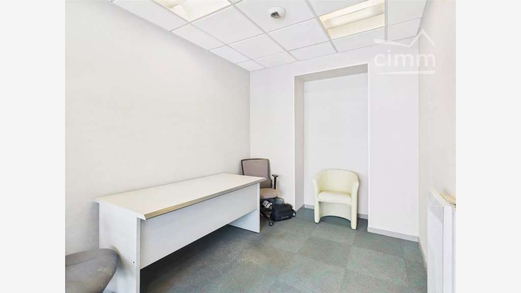 AV local 88m² Saint-Martin-d’Hères Av. A.Croizat