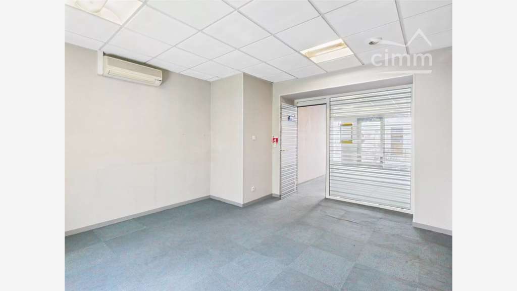 AV local 88m² Saint-Martin-d’Hères Av. A.Croizat