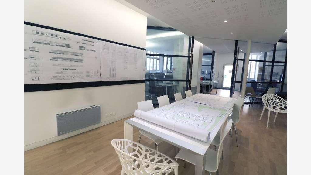 Vente bureaux 258m² à Versailles Notre Dame