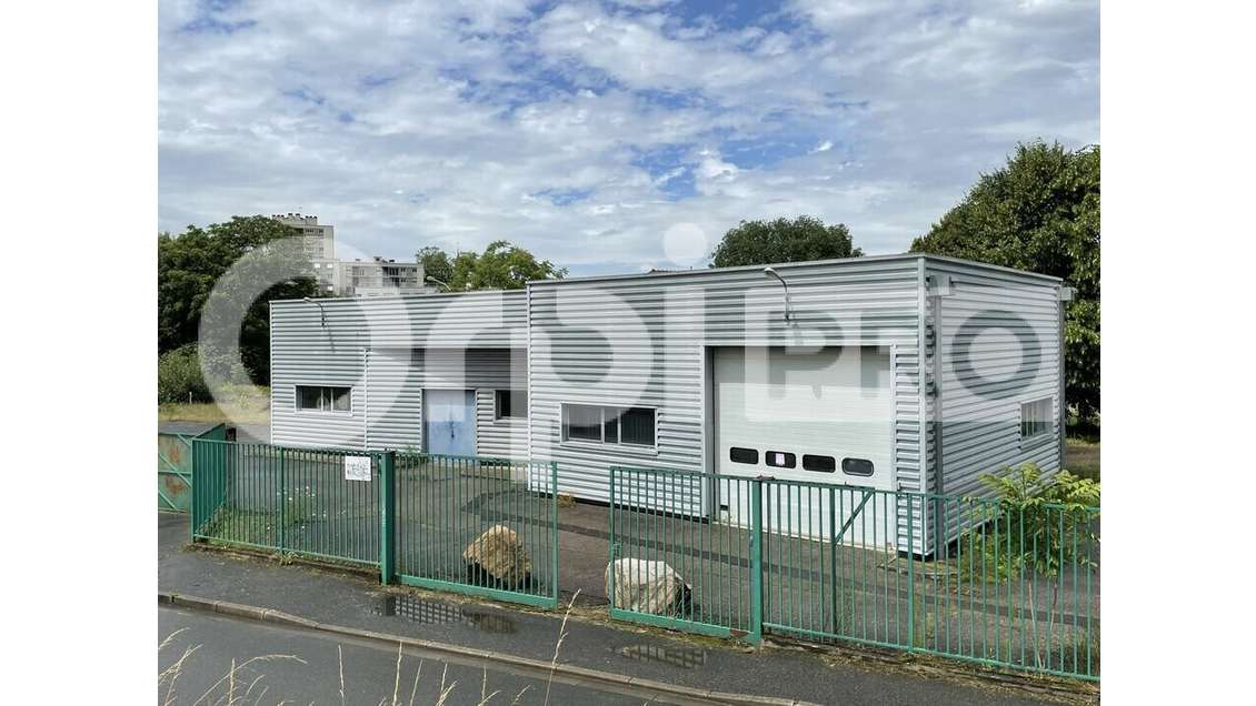 Vente local d'activité en bon état 876m² à Nevers