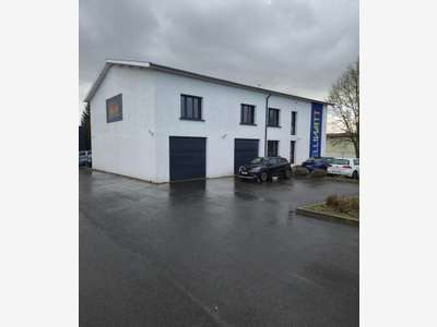 Locaux 672m² à vendre ZA Saint Martin sur le Pré