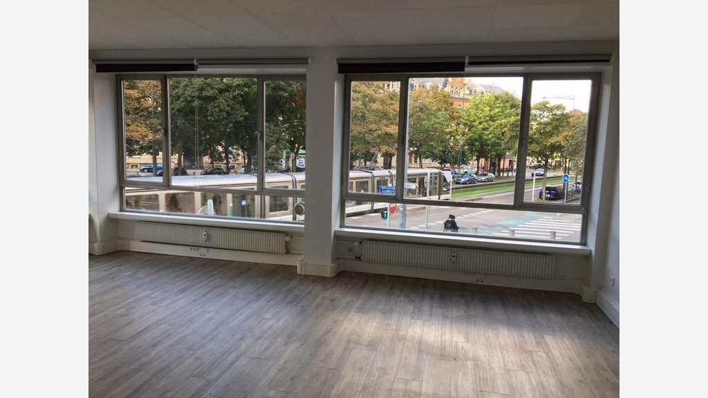 AV locaux professionnels 292m² Strasbourg Contades