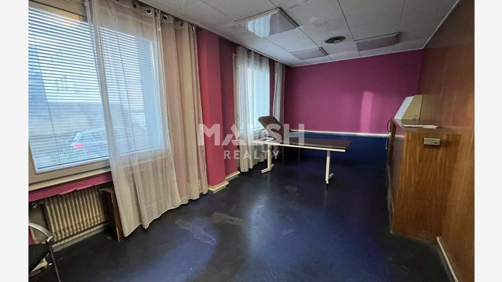 Local commercial de 77m² à vendre à Lyon 69008