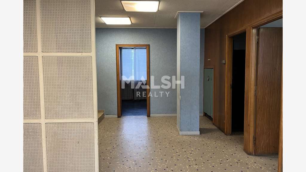 Local commercial de 77m² à vendre à Lyon 69008