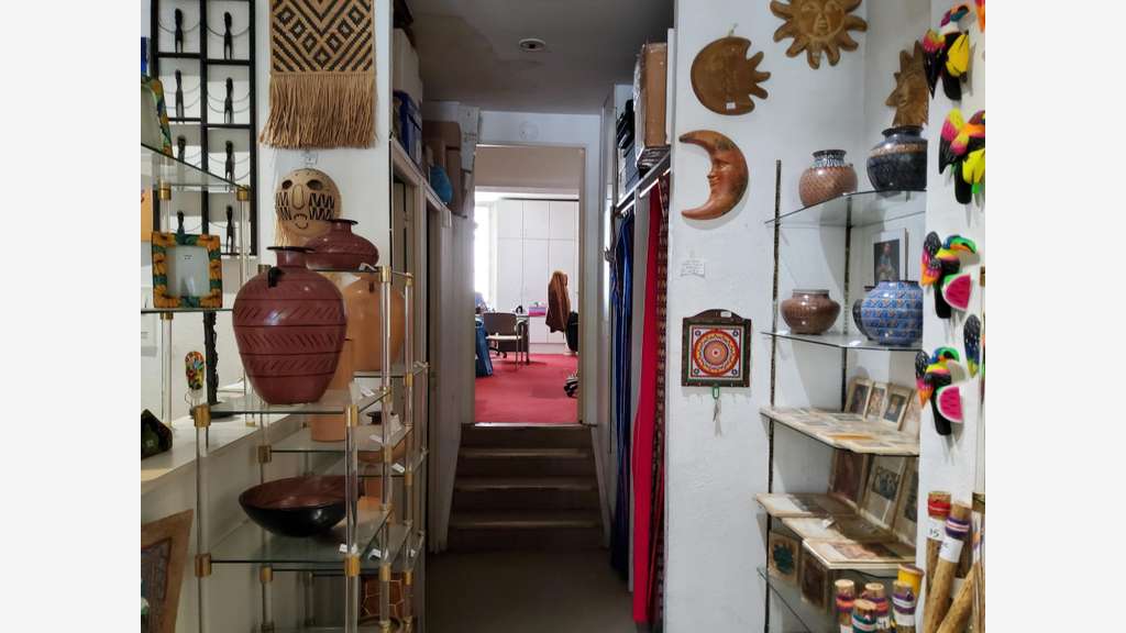 Cession droit au bail boutique 80m² à Paris 75015