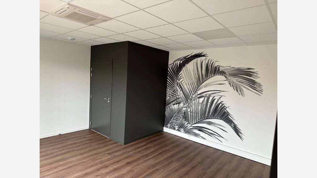 AV murs d'activité 178m² actipark Bourgoin lot A11