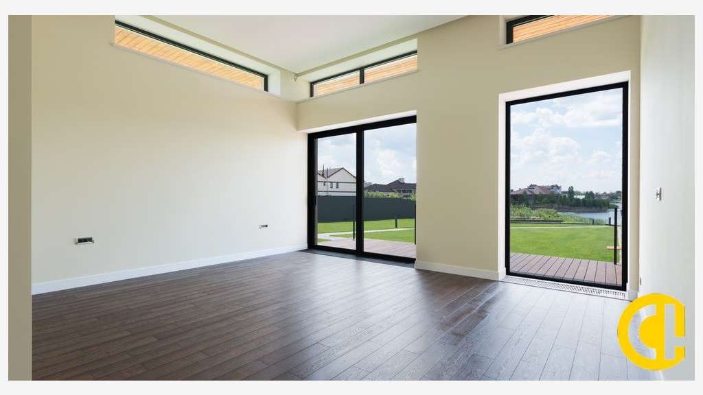 MURS COMMERCIAUX 750m²