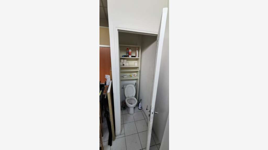 Vente murs commerciaux 61m² à Aix-en-Provence