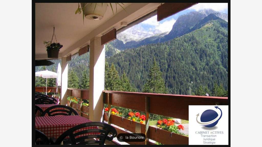 AV LOCAL COMMERCIAL RESTAURANT 95M2 LA FERRIERE