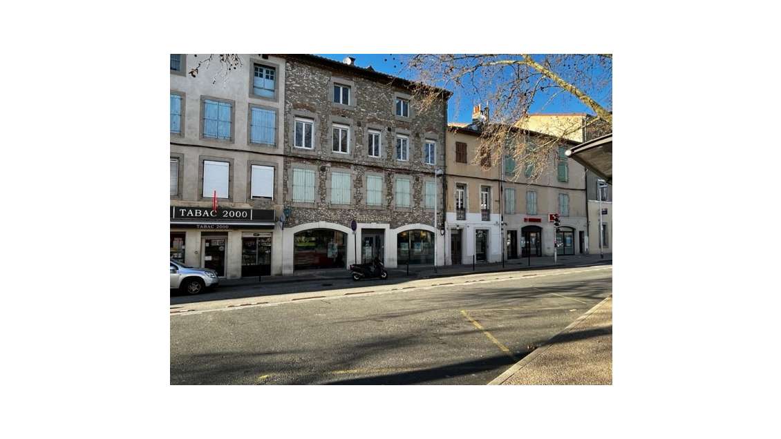 Vente murs commerciaux à Castres bd Raymond Vittoz