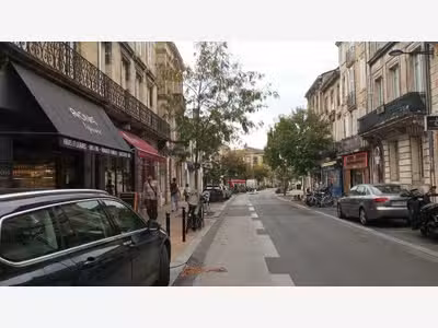 Murs occupés à vendre à Bordeaux St-Genès