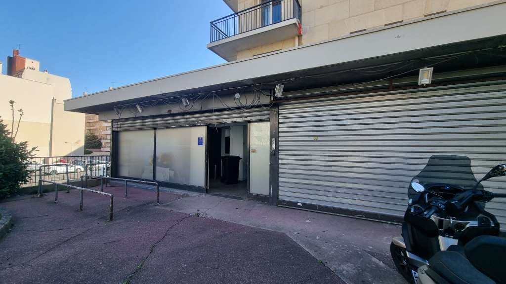 A VENDRE - MURS COMMERCIAUX OCCUPES - COLOMBES 92