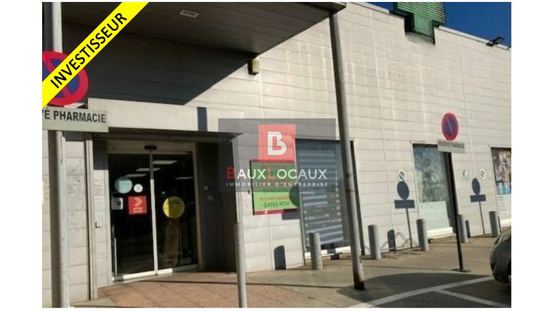 Vente murs commerciaux pharmacie à Nîmes