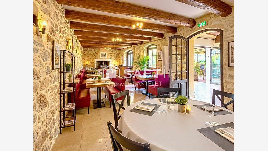 Vente murs commerciaux au cœur de Saint-Remèze