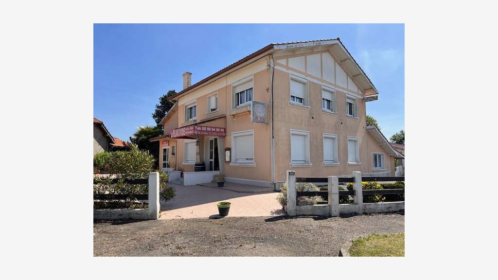 Vente ensemble immobilier  à Aydie
