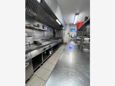 AV murs libres idéal activité brasserie bar Anglet