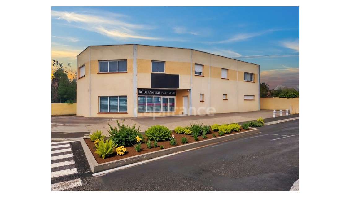 AV murs local modulable St Cyprien ZAE Les Hortès