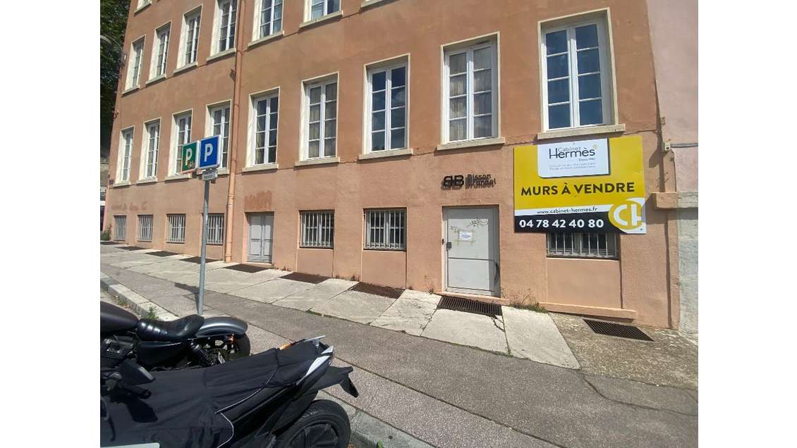 Murs 335m² à vendre Lyon 69001 atypique
