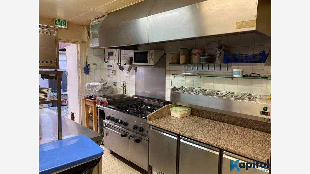 Vente murs de restaurant + studio à Malakoff