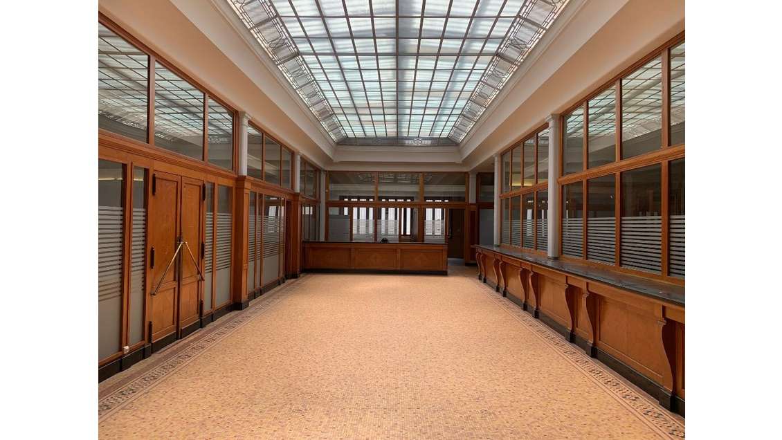 Vente local commercial 935m² + parking à Lyon