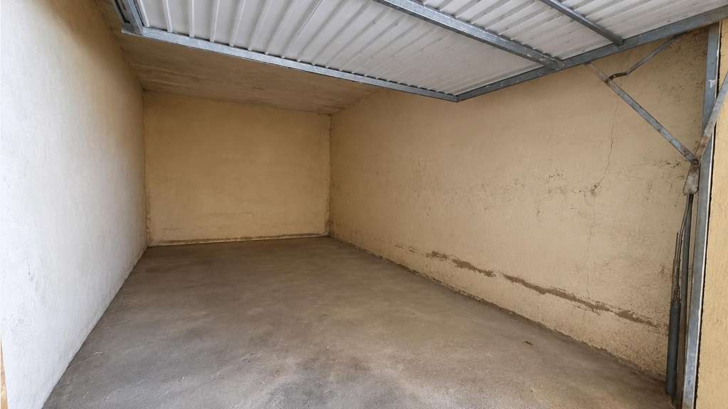 Vente garage fermé 13m² à Agde Monaco / Saint-Loup