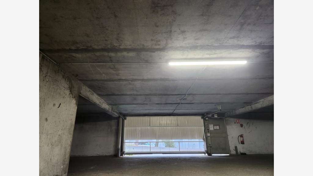 Vente garage 13m² à Annemasse proche Tram et Ceva