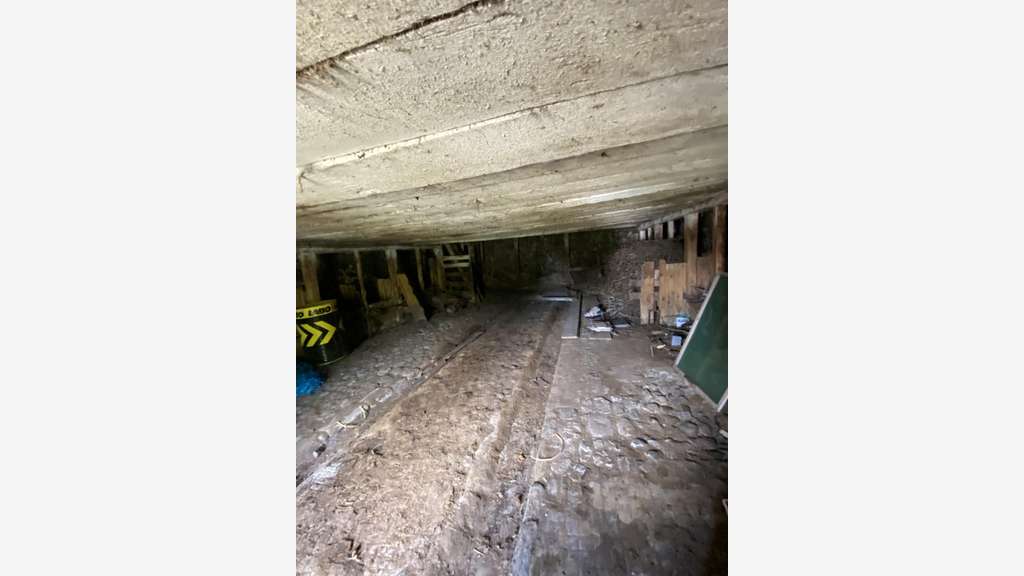 Vente grange en pierre à Anzat-le-luguet