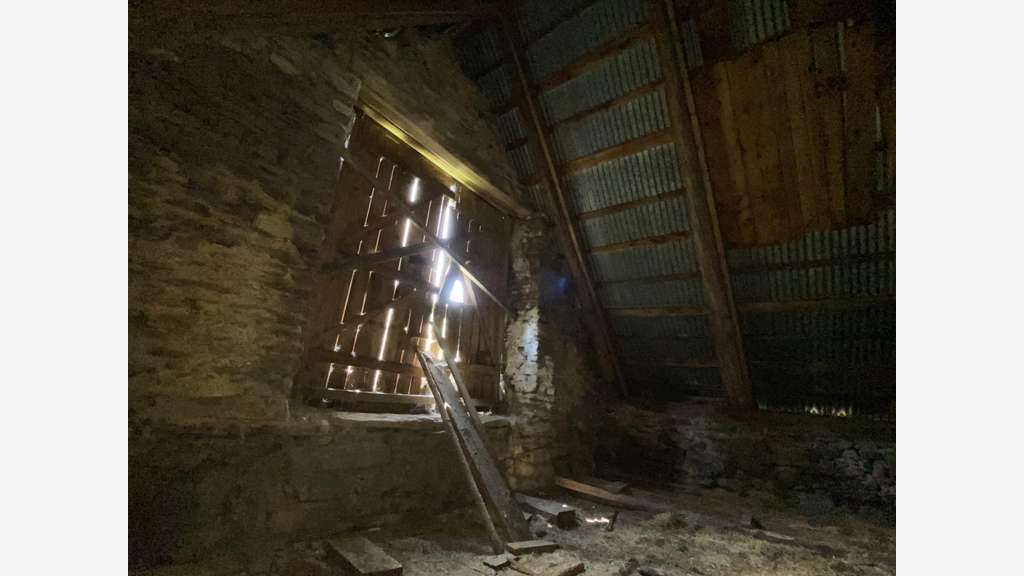 Vente grange en pierre à Anzat-le-luguet