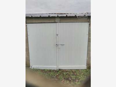 Lot de 9 Garages en vente à Châteauroux
