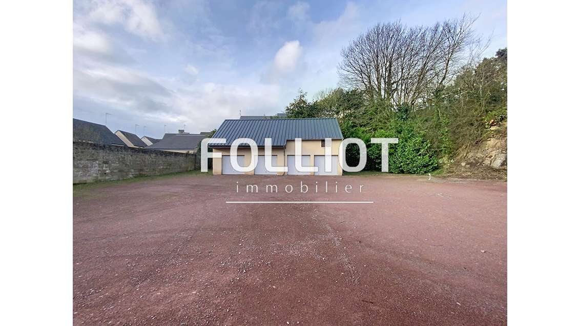 Achat garage en centre ville de Coutances