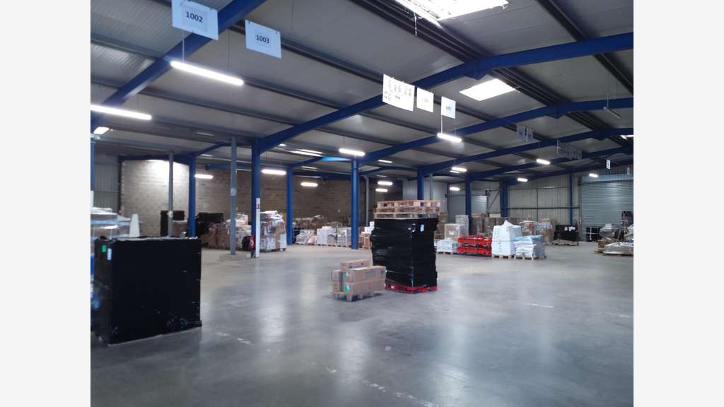 AV locaux d'activités 2163m² à Marsac-sur-l'Isle
