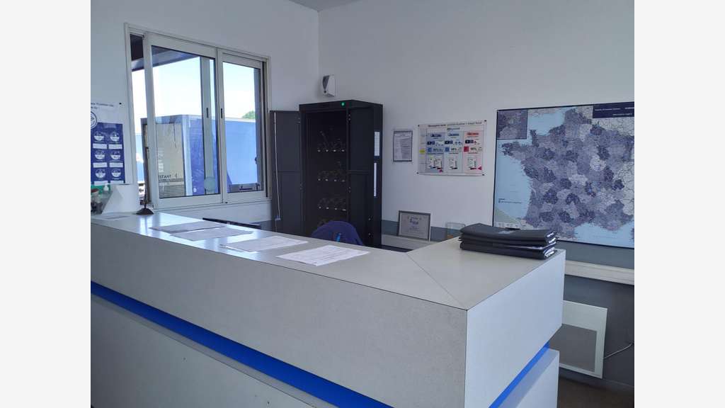 AV locaux d'activités 2163m² à Marsac-sur-l'Isle