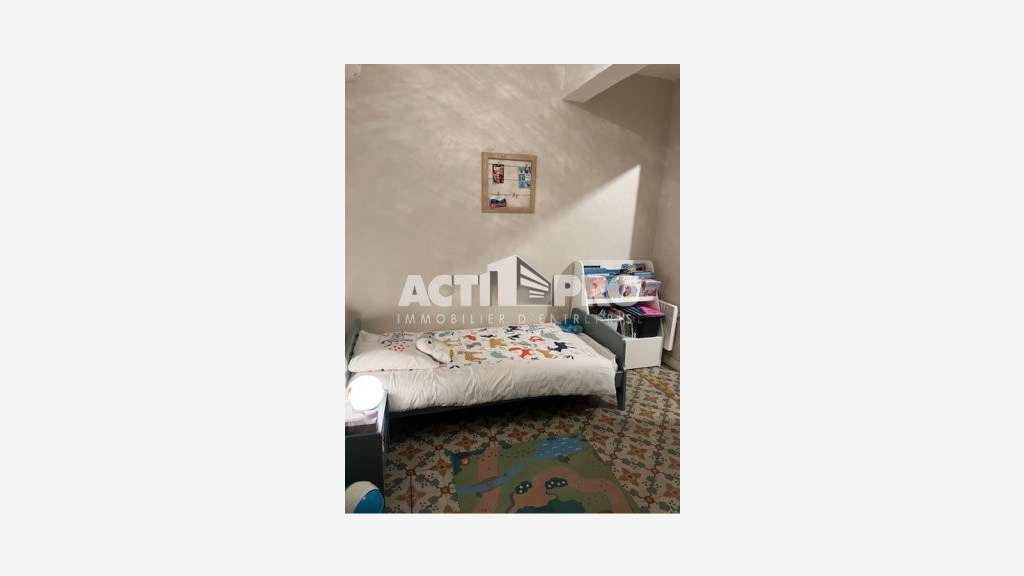Vente maison familiale 154 m² Maury