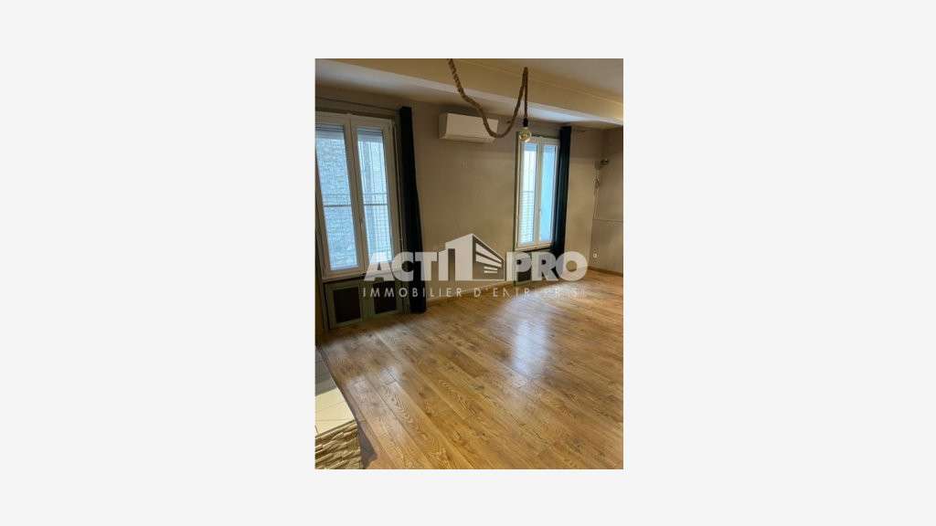Vente maison familiale 154 m² Maury