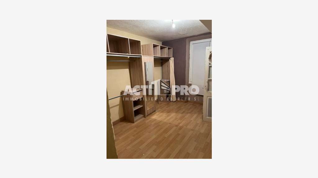 Vente maison familiale 154 m² Maury