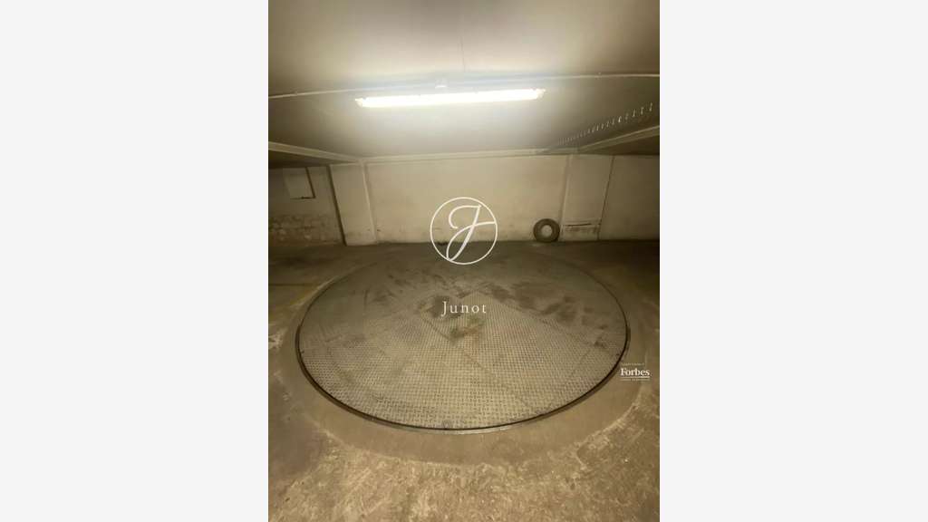 Vente parking 1 place Paris 17e Ampere
