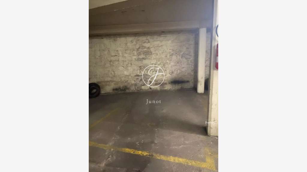 Vente parking 1 place Paris 17e Ampere