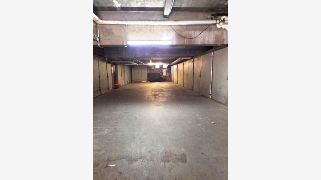 Vente parking en box à Paris quartier Saint-Blaise