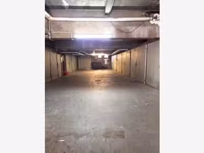 Vente parking en box à Paris quartier Saint-Blaise