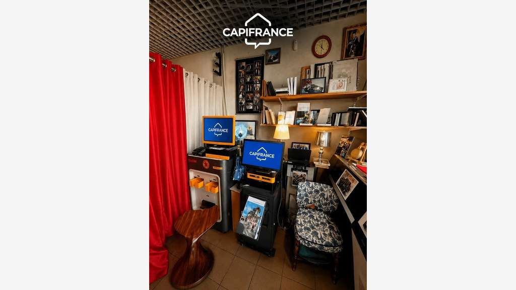 Commerce excellente visibilité à vendre à Paris 8e