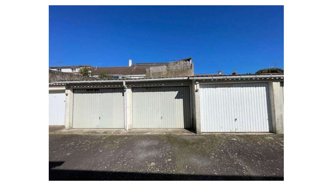 Vente garage à Saint-Brévin-les-Pins centre 